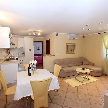 Apartments Pataj Rovinj Bagian luar foto