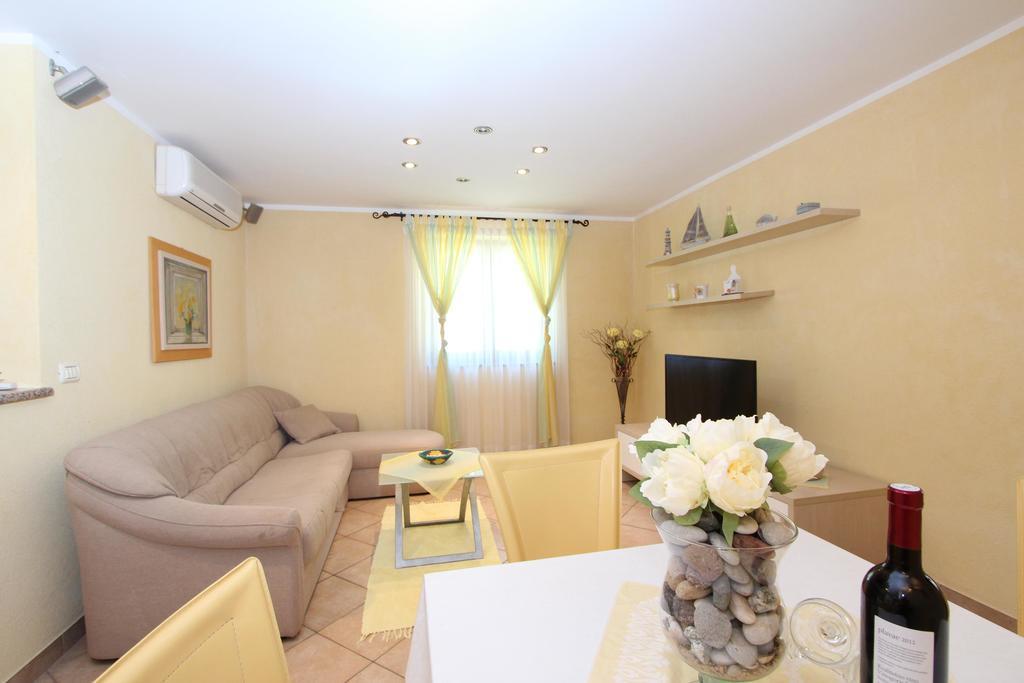 Apartments Pataj Rovinj Bagian luar foto