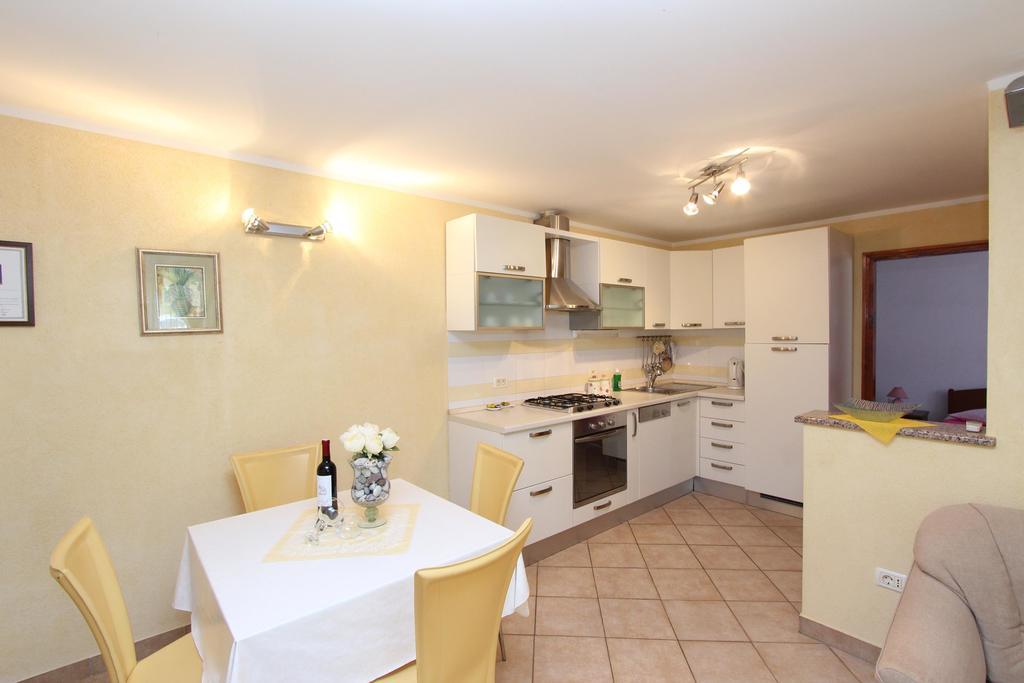 Apartments Pataj Rovinj Bagian luar foto